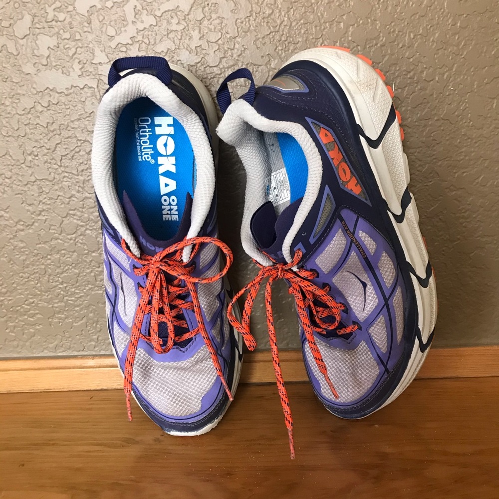 Hoka One One WOMEN'S CHALLENGER ATR 4 Sz 9.5 Fair